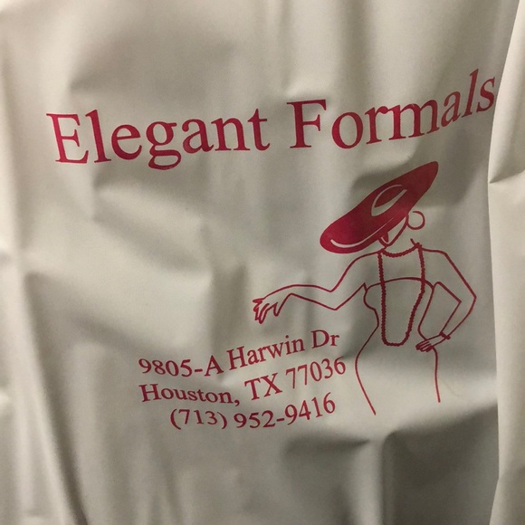 PROM DRESS - Picture 3 of 5